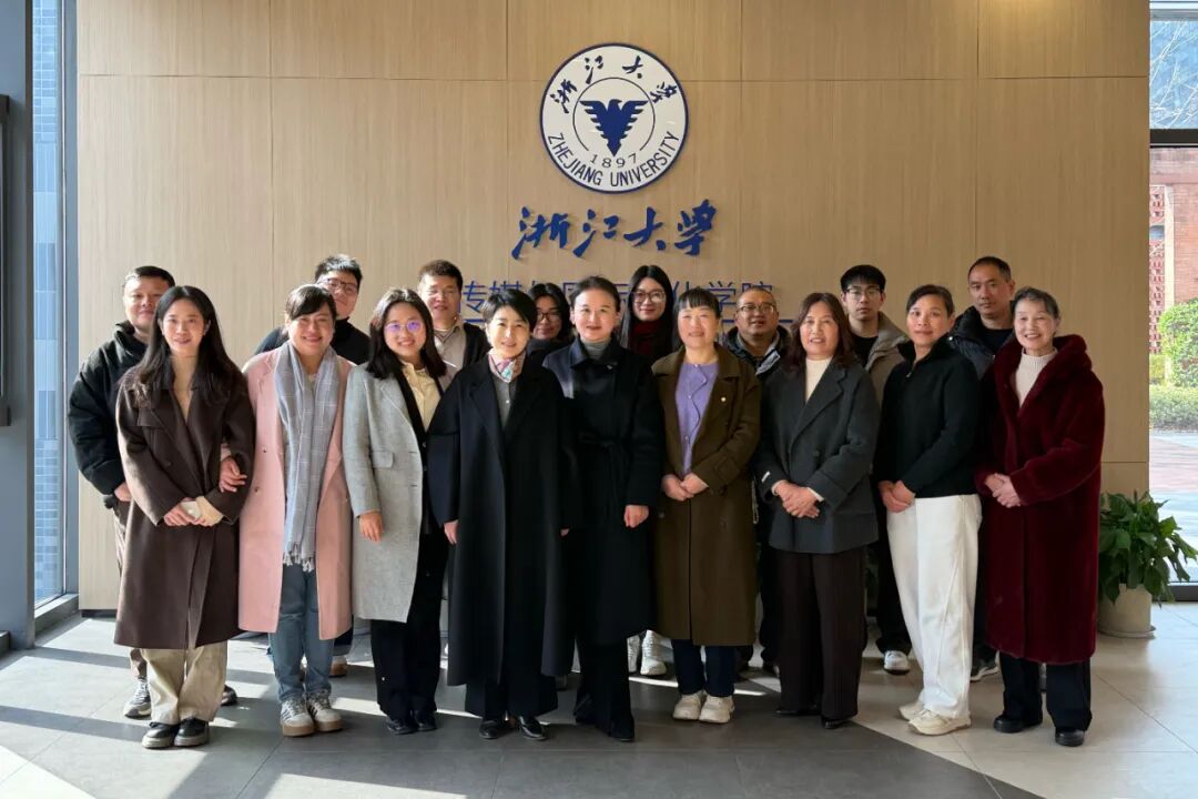English Corner Speaks Out, AIGC Puts Pen to Paper: College and Yucun Village Collaborate to Chart New Course for Rural International Communication