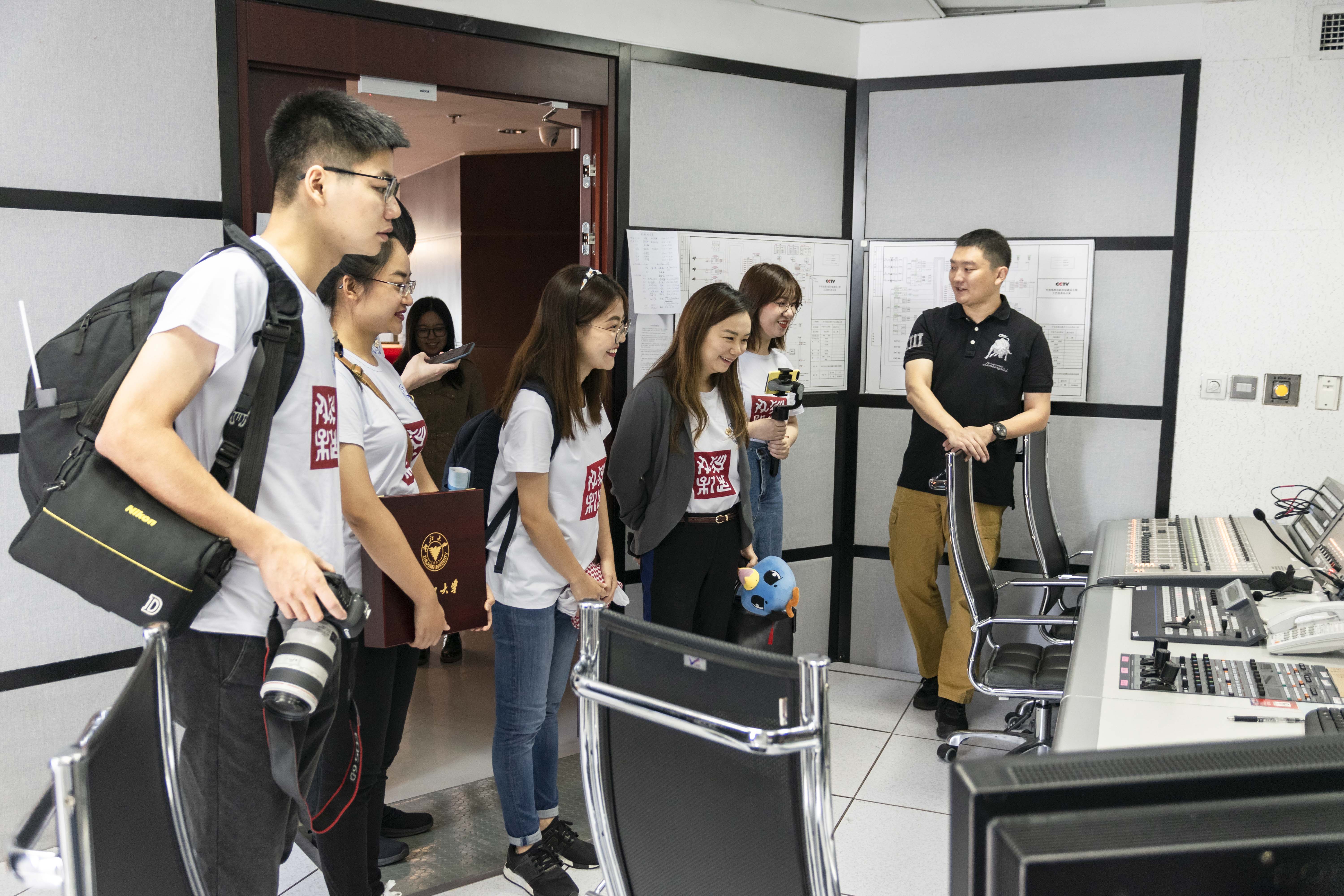 1565679543614044217.jpg 1565679543614044217.jpg