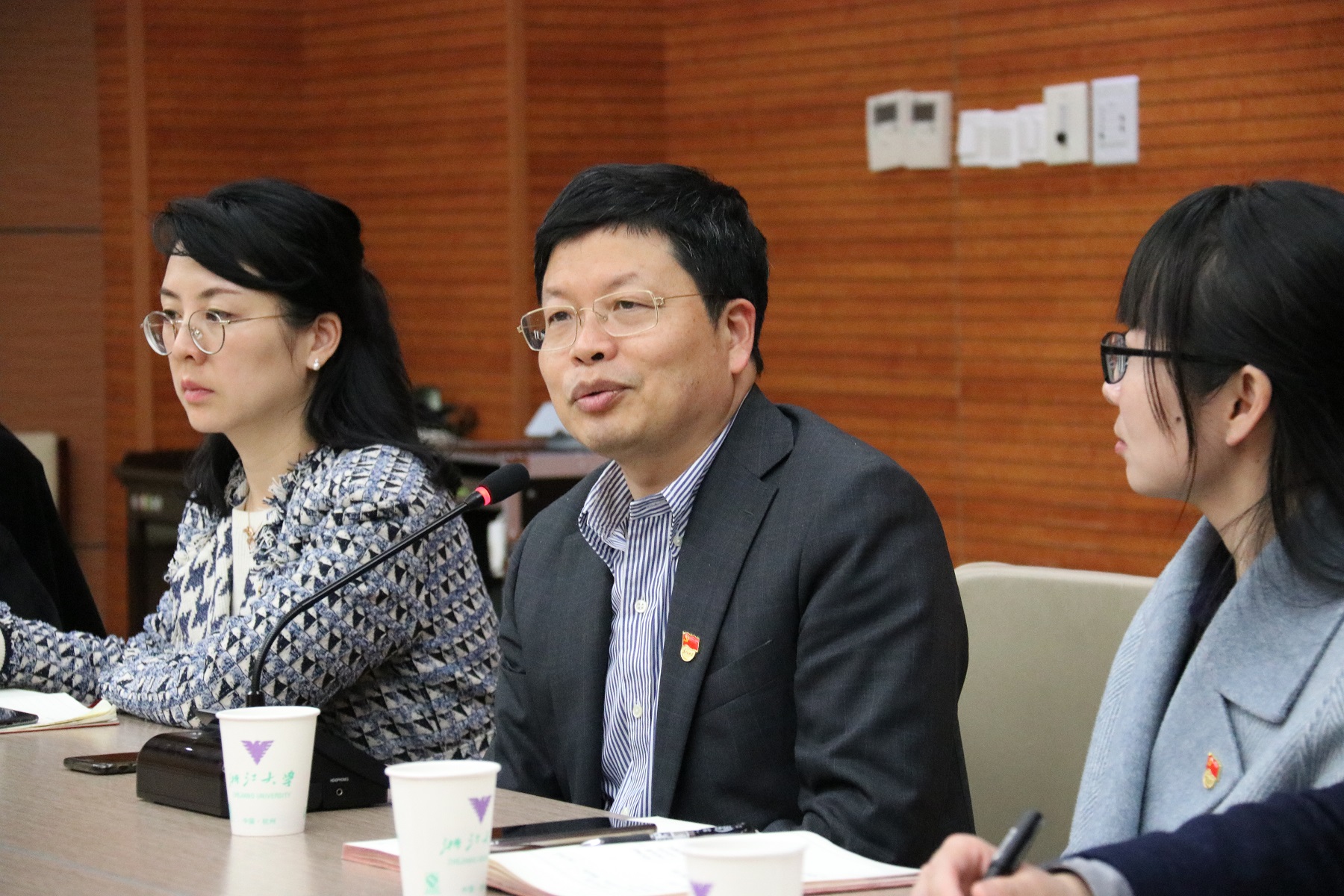 1554277571375009392.jpg 1554277571375009392.jpg