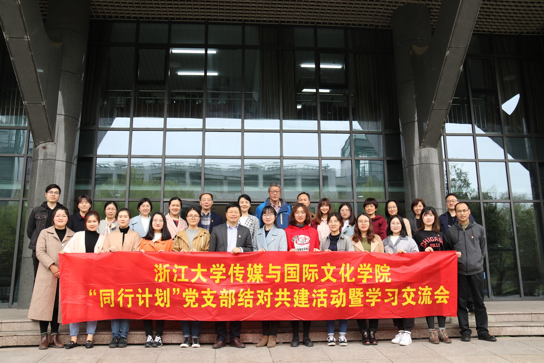 1554277800135090622.jpg 1554277800135090622.jpg