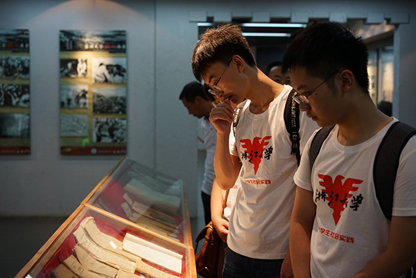 1565594838258065457.jpg 1565594838258065457.jpg